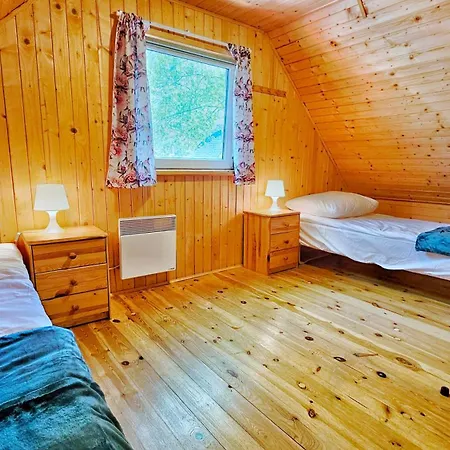 Osada Nad Wda W Borsku Holiday home *