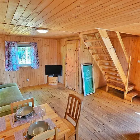 Dom wakacyjny Osada Nad Wdą W Borsku *